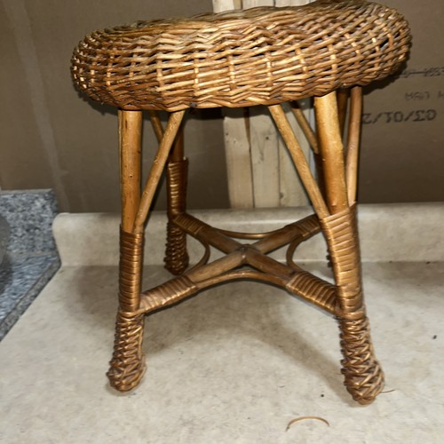 Vintage mid century wicker - century,